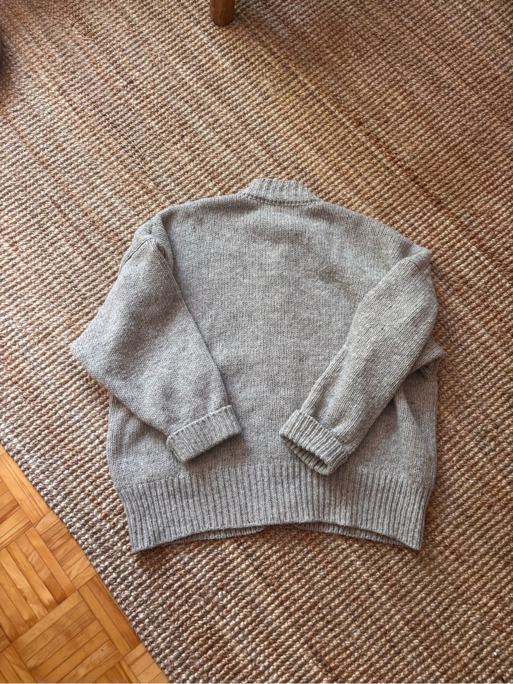 Babaa No11 Cardigan in mist - Picture 2 of 3
